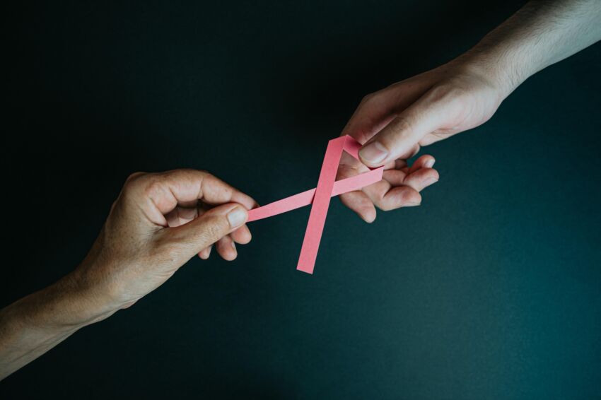 Martinez. Cancer du sein hommes vs. femmes